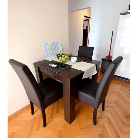 Laroom Apartment Seline